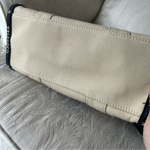 🆕 Marc Jacobs The Jacquard Medium traveller Tote Bag beige with contrast trim - Picture 16 of 16